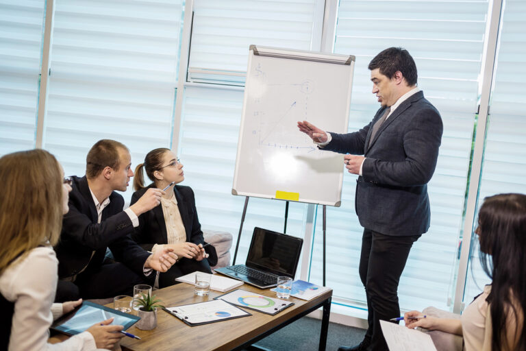 Matriz de contenidos: cómo planificar temas y formatos según etapa del embudo